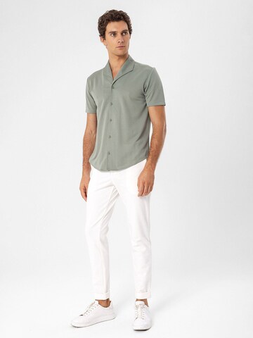 Coupe regular Chemise Antioch en vert