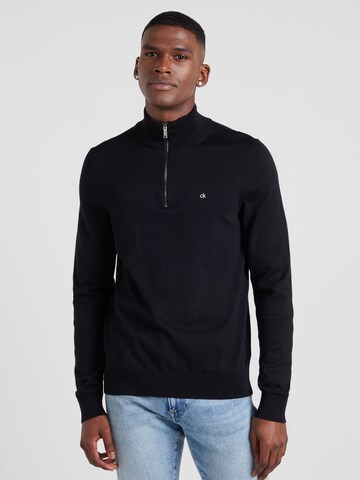 Pull-over Calvin Klein en noir : devant