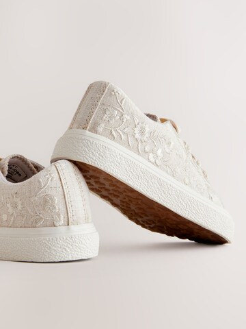 Baskets Next en beige