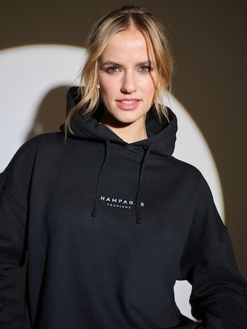 I want the moon Sweater 'Champagne Problems' in Black
