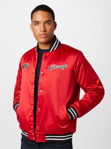 Mitchell & Ness Tussenjas in Rood: voorkant