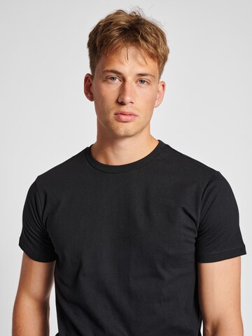 T-Shirt Hummel en noir