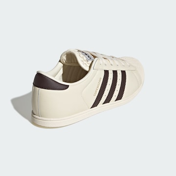 Baskets basses 'Superstar Lo Pro' ADIDAS ORIGINALS en blanc
