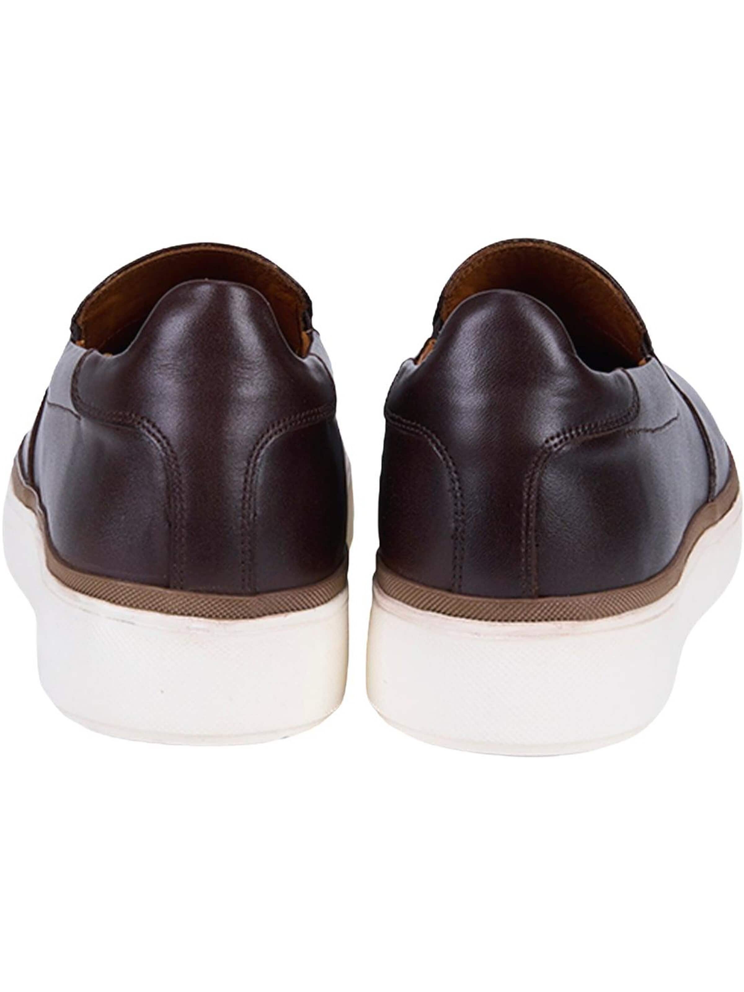 Chaussure basse 'Beleg' Desa en marron