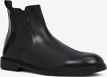 Derimod Chelsea-bootsit värissä musta: etupuoli