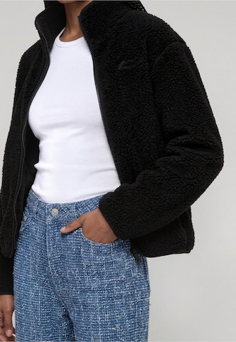 Giacca di pile 'Essential' di Karl Kani in nero