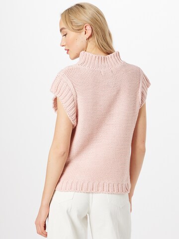 Sublevel Pullover in Pink