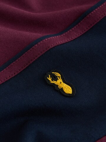 Next - Camiseta en rojo