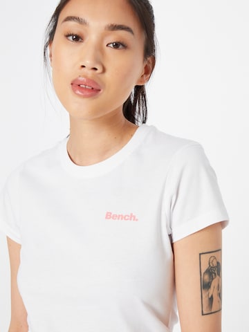 BENCH T-shirt 'SOFIE' i vit