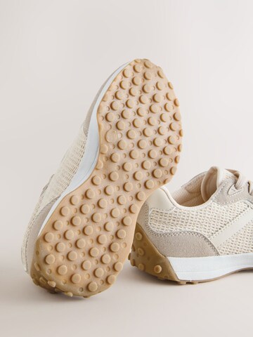 Next Кроссовки в Бежевый