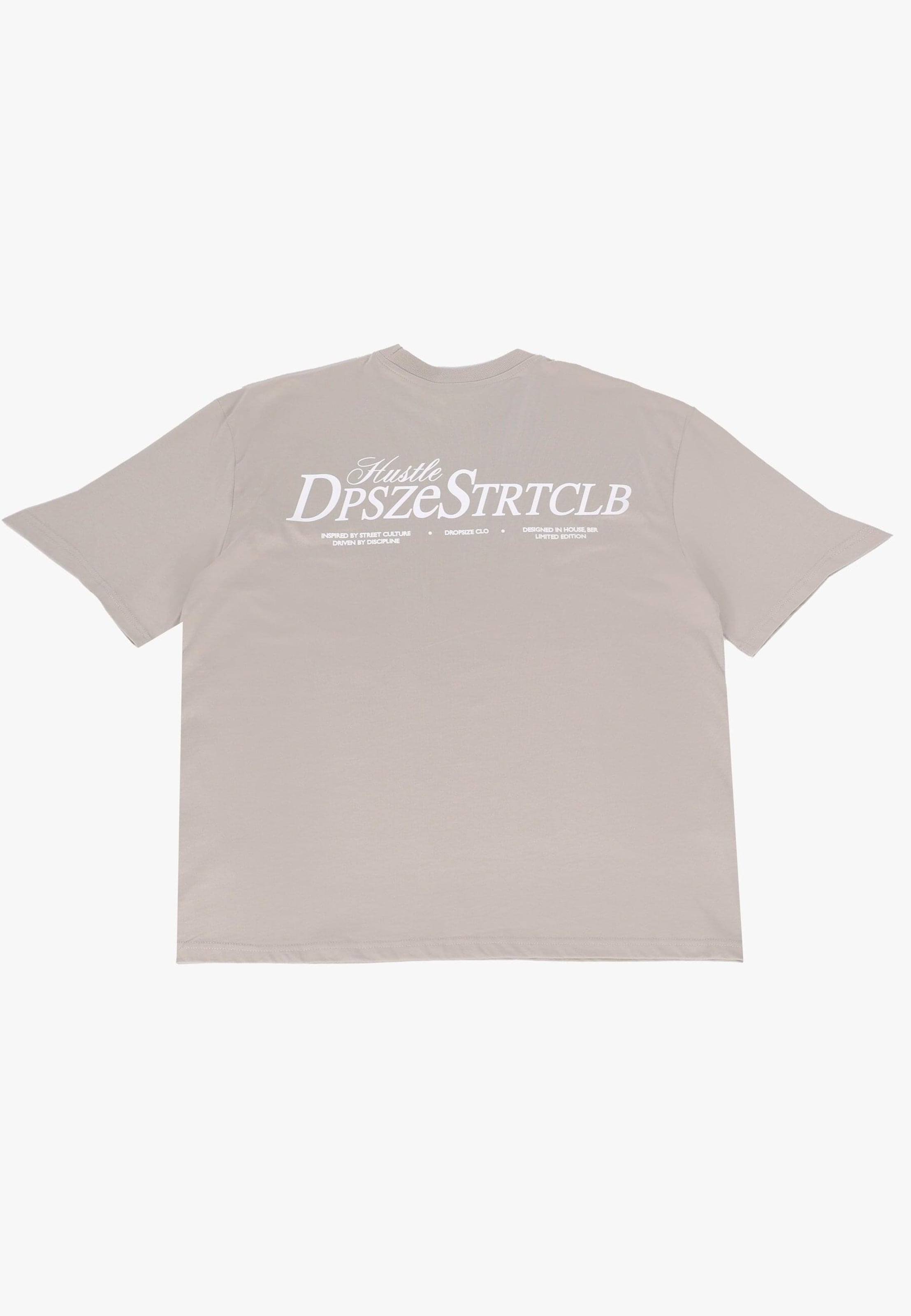 Dropsize T-shirt 'STRTCLB' i beige