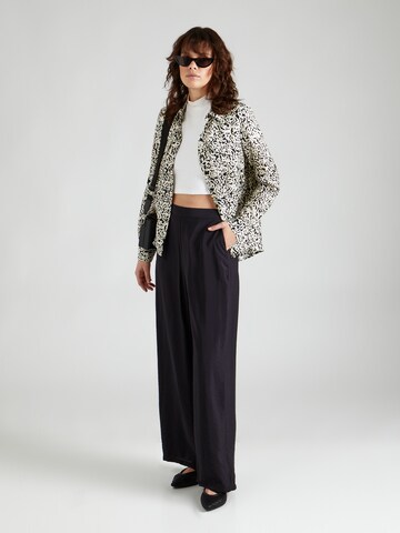 Wide leg Pantaloni 'JOSIE' de la VERO MODA pe negru