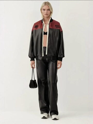 Bigdart Between-Season Jacket in Black