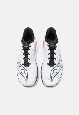 saucony Futócipők 'ENDORPHIN AZURA' - fehér