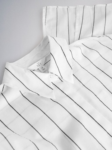 The Set Shirt dress in Blue