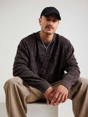 VANS Svetr – černá: přední strana