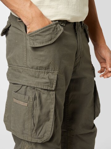 Brandit Regular Cargo trousers in Green