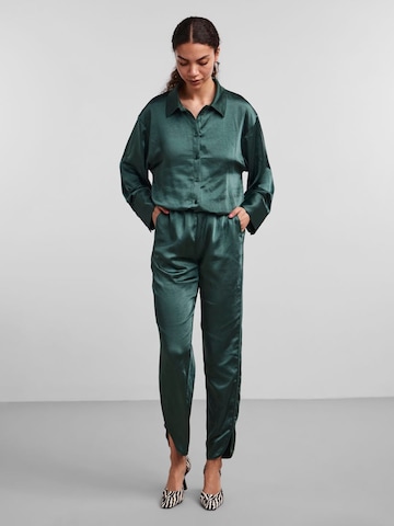 Effilé Pantalon 'VIMA' Y.A.S en vert