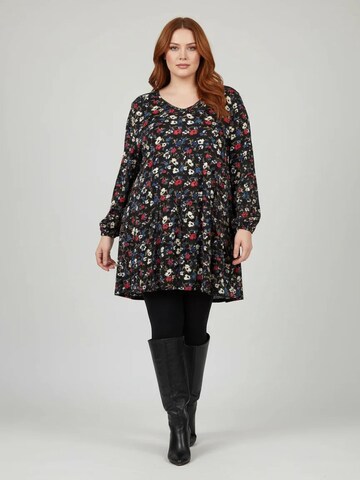 Shape Of You Kleid in Schwarz: Vorderseite