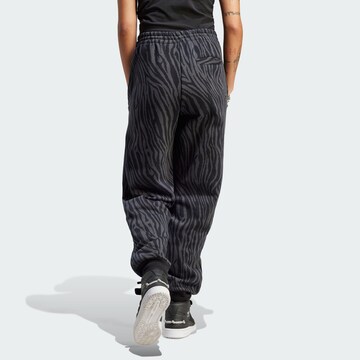 ADIDAS ORIGINALS Tapered Pants 'Essentials' in Black