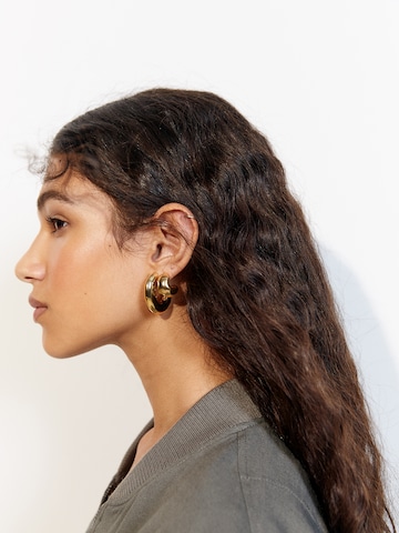 Boucles d'oreilles Pull&Bear en or