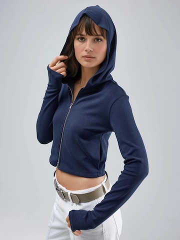 Busem Sweatjacke in Blau