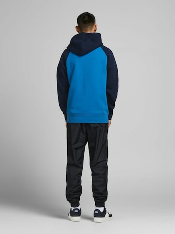 JACK & JONES Sweatshirt i blå