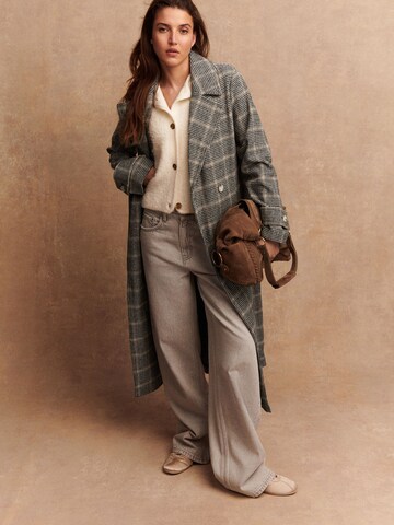 Next Tussenmantel in Bruin: voorkant