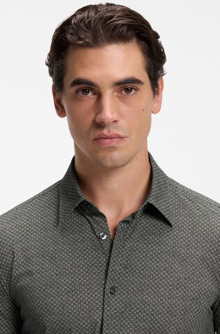 BOSS Slim Fit Hemd in Grün