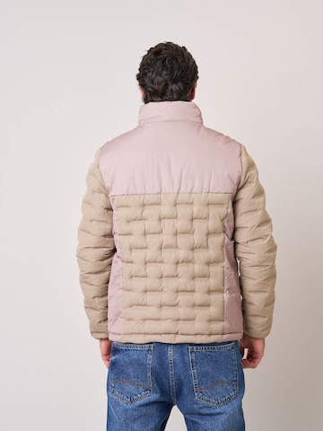 Manteau d’hiver Deeluxe en beige