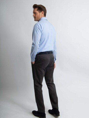 Steppin' out Slim fit Chino trousers in Grey