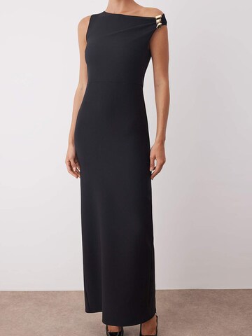 Trendyol Estélyi ruhák - fekete