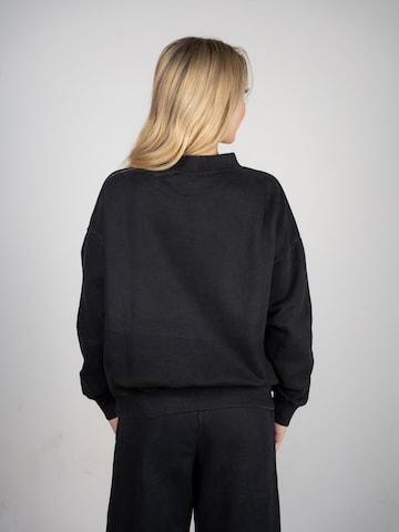 IYITO Trui 'IYInez' in Zwart