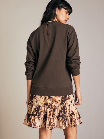 Next - Vestido em castanho