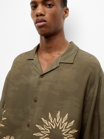 Pull&Bear Regular fit Overhemd in Groen