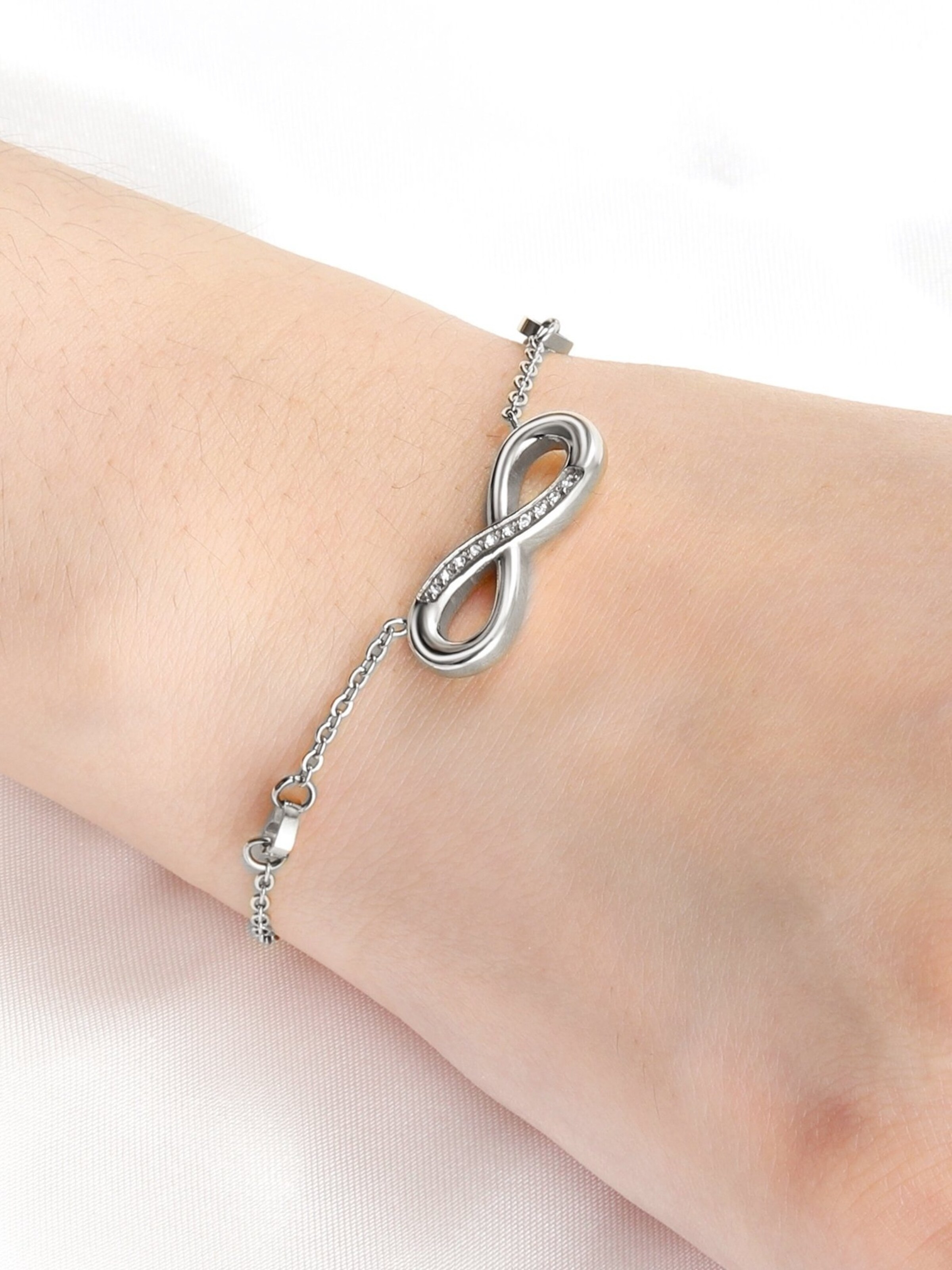 Kim Johanson Armband 'Infinity' in Silber: Vorderseite
