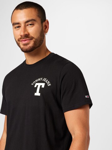 Tommy Jeans T-Shirt 'LETTERMAN' in Schwarz