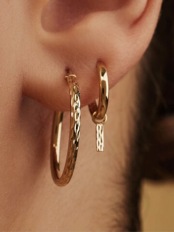 Isabel Bernard Earrings in Gold