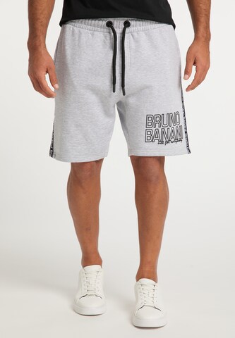 Regular Pantalon 'Bennett' Bruno Banani en gris : devant