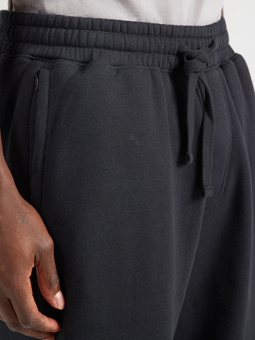Baggy Pantalon HOLLISTER en noir