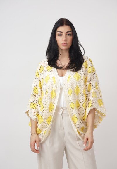 Elara Strickjacke in ecru / gelb, Produktansicht