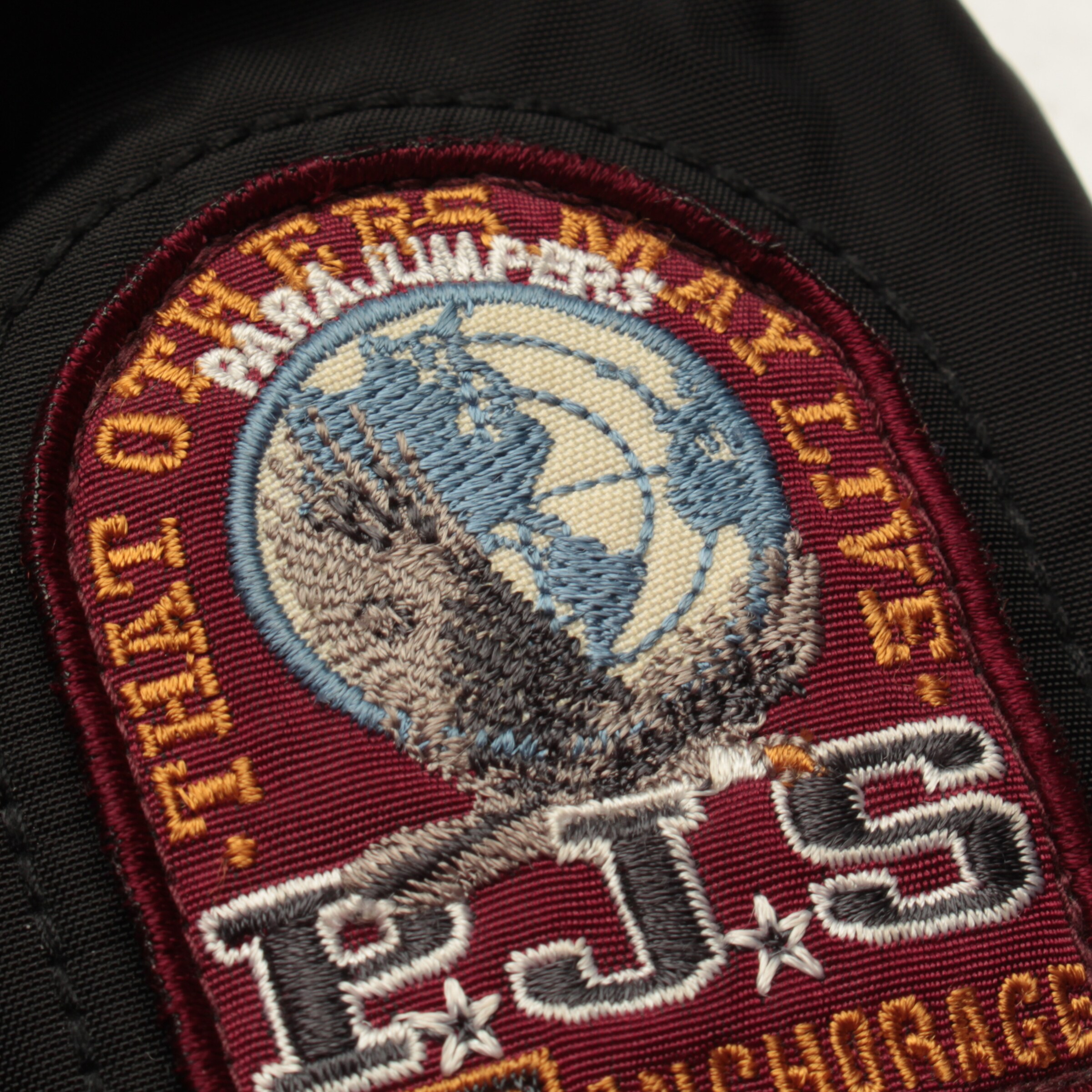 Parajumpers Jacket & Coat in S in Black