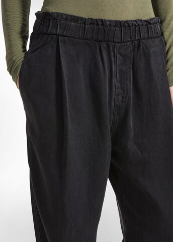 Loosefit Jean à pince DEHA en noir