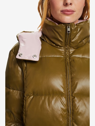 ESPRIT Winter Jacket in Green