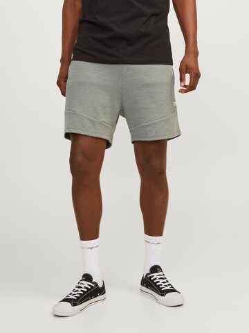 JACK & JONES Regular Shorts 'Air' in Grün: predná strana