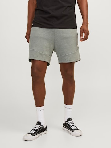 JACK & JONES Regular Byxa 'Air' i grön: framsida