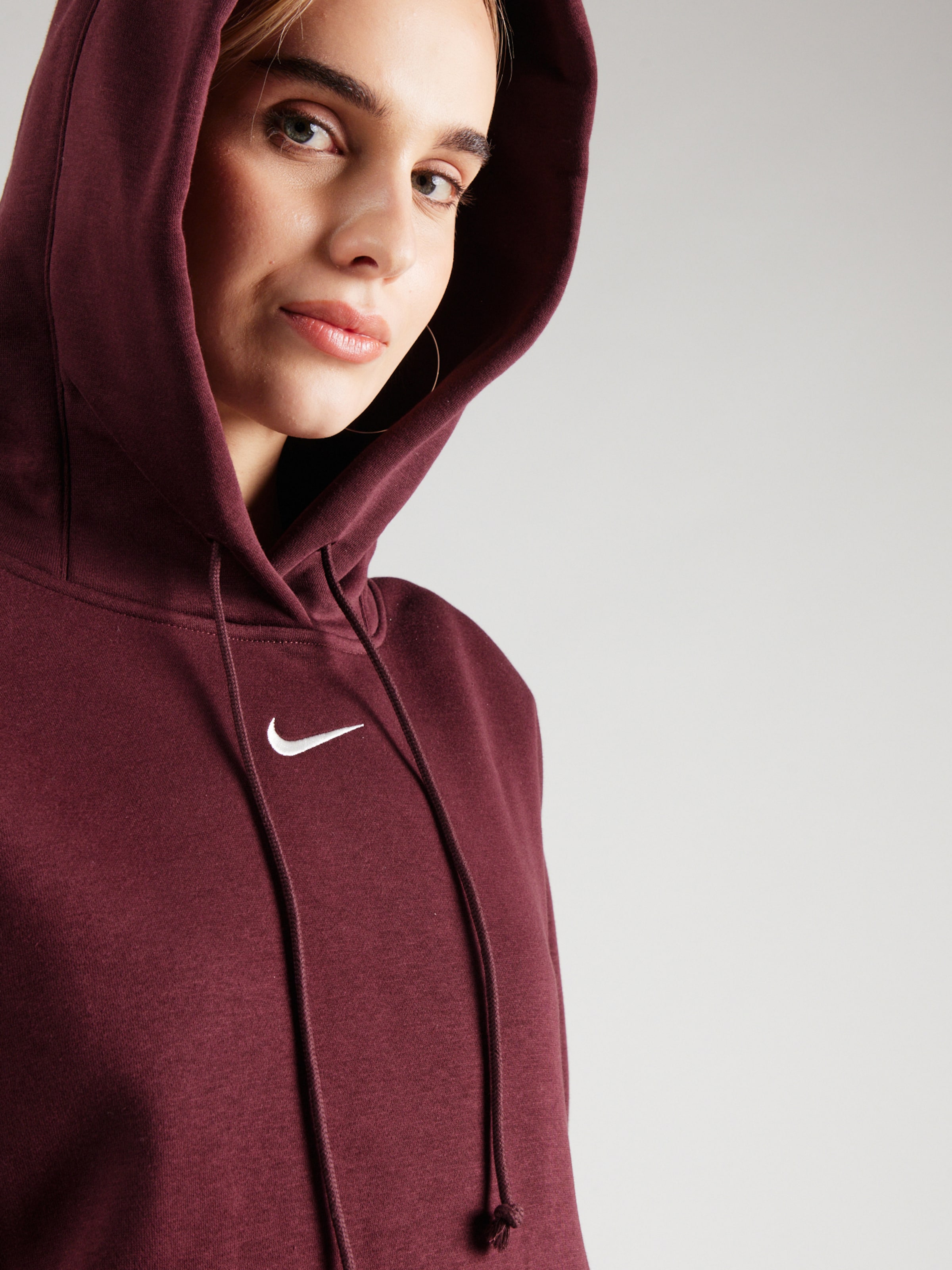 burgundy nike jumper