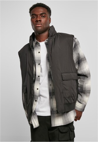 Urban Classics Bodywarmer in Zwart: voorkant