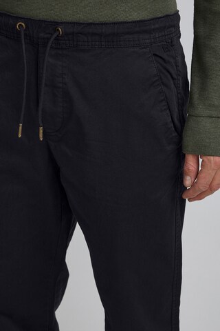 Effilé Pantalon BLEND en noir