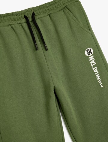 Koton Tapered Pants in Green